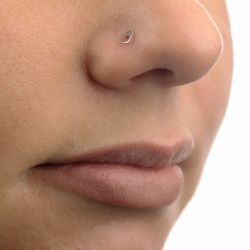 piercing-em-ouro-AC07037M