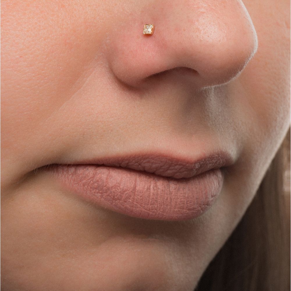 Piercing Pedrinha Nariz Ouro 18k - Amarelo