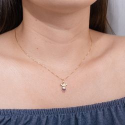 Pingente-de-Ouro-18k-Menina-com-Sete-Rubis-pi21148-joiasgold
