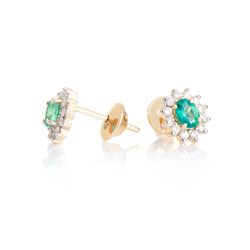Brinco de Ouro Dezoito Kilates Esmeralda Oval com Diamantes Joiasgold