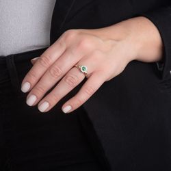 anel-ouro-dezoito-kilates-formatura-enfermagem-zirconia-verde-modelo-joiasgold