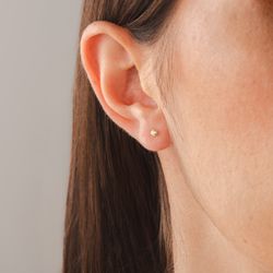 brinco-ouro-dezoito-kilates-ponto-luz-moissanite-modelo-joiasgold