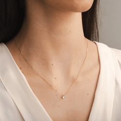 pingente-ouro-dezoito-kilates-ponto-luz-zirconia-modelo-joiasgold