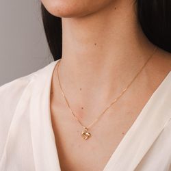 pingente-ouro-dezoito-kilates-coracao-vazado-modelo-joiasgold