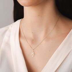 pingente-ouro-dezoito-kilates-menino-liso-vazado-modelo-joiasgold