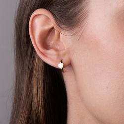 brinco-ouro-dezoito-kilates-meia-argola-coracao-liso-modelo-joiasgold