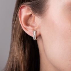 brinco-ouro-dezoito-kilates-meia-argola-fileiras-zirconias-modelo-joiasgold
