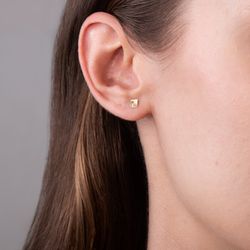 brinco-ouro-dezoito-kilates-quadrado-frisos-modelo-joiasgold