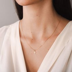 pingente-ouro-dezoito-kilates-cruz-lisa-mini-modelo-joiasgold