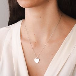 pingente-ouro-branco-dezoito-kilates-coracao-1-diamante-modelo-joiasgold