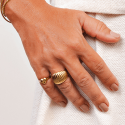 anel-ouro-dezoito-kilates-gomos-lisos-modelo-joiasgold