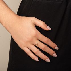 anel-ouro-dezoito-kilates-infinito-vazado-zirconias-modelo-joiasgold