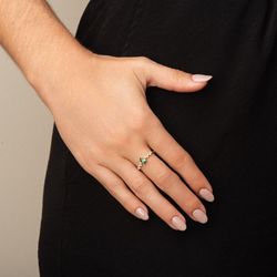 anel-ouro-dezoito-kilates-gota-zirconia-verde-brancas-modelo-joiasgold